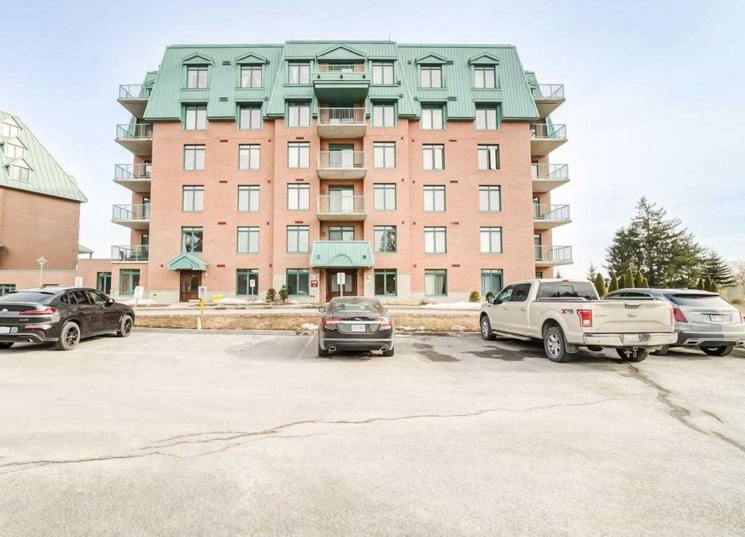 1618368816017 1465 sqft Golf Course Executive Condo for Sale in Château Cartier – 2 Bedrooms, 2 Bathrooms