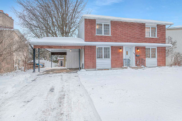 4.5 bedrooms 4 baths Duplex/Triplex For Rent in Ottawa Ontario