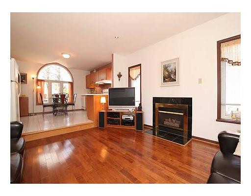 5 bedrooms 2 baths Duplex/Triplex For Rent in Ottawa Ontario