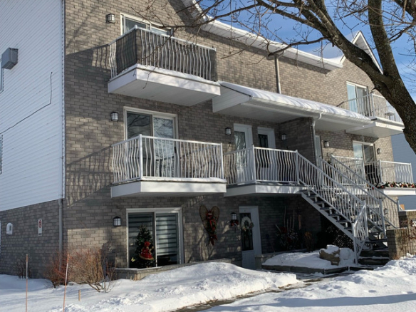 2.5 bedrooms 1 baths Apartment For Rent in Gatineau Quebec