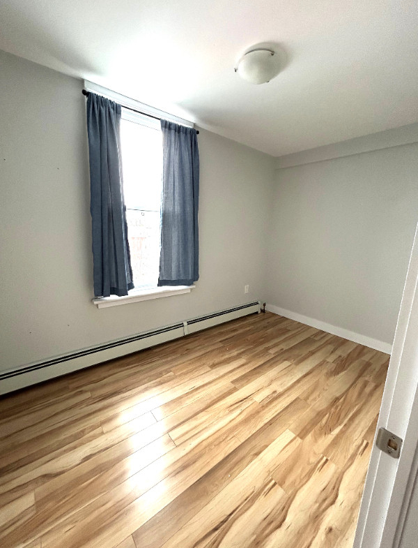 2 bedrooms 1 baths Apartment For Rent in Ottawa Ontario