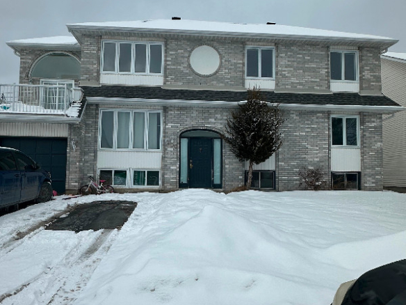 3 bedrooms 1 baths Apartment For Rent in Gatineau Quebec