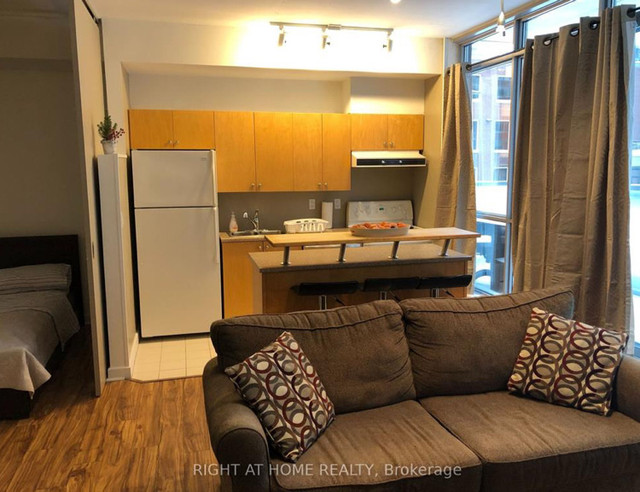 1 bedrooms 1 baths Condo For Rent in Ottawa Ontario