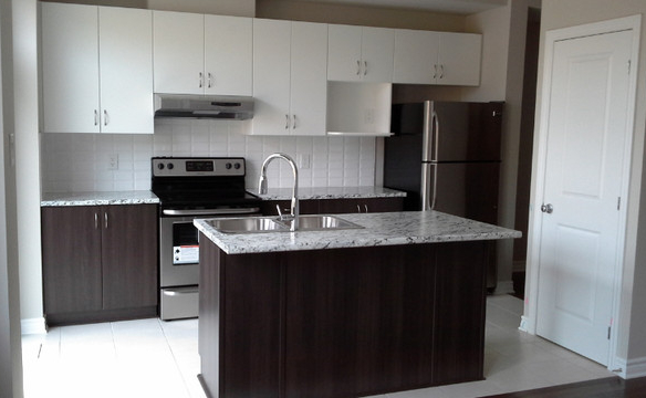 3 bedrooms 2.5 baths Townhouse For Rent in Ottawa Ontario