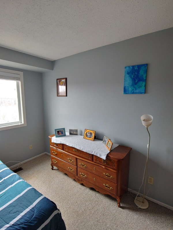 3.5 bedrooms 1.5 baths Townhouse For Rent in Ottawa Ontario
