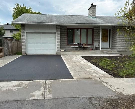 5 bedrooms 2 baths House For Rent in Ottawa Ontario