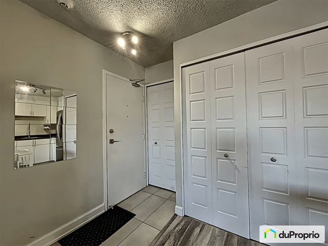2 bedrooms 1 baths Condo For Sale By Owner in Gatineau Quebec