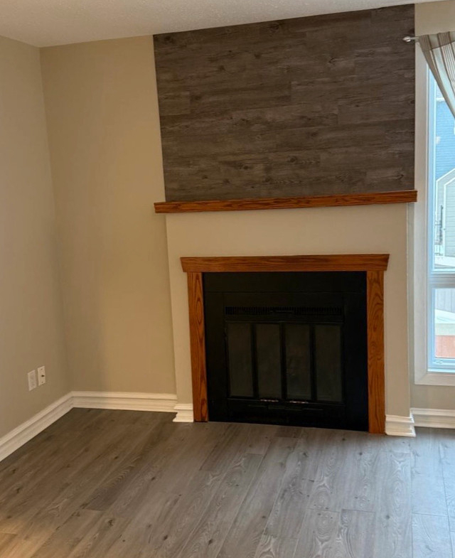 2 bedrooms 1.5 baths house For Sale By Owner in Ottawa Ontario