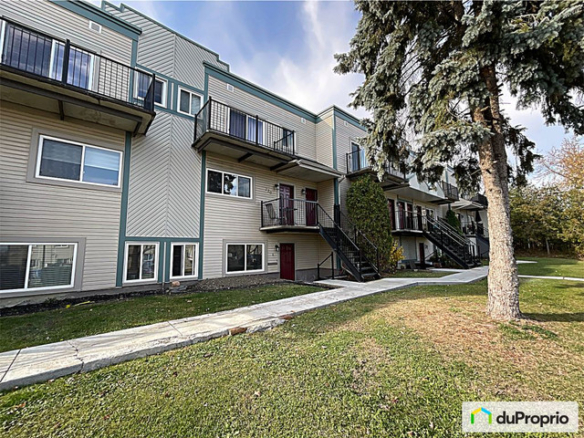 2 bedrooms 1 baths Condo For Sale By Owner in Gatineau Quebec