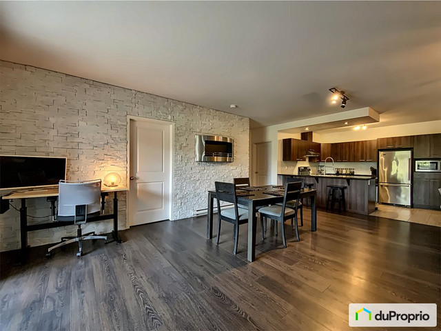 2 bedrooms 1 baths Condo For Sale By Owner in Gatineau Quebec