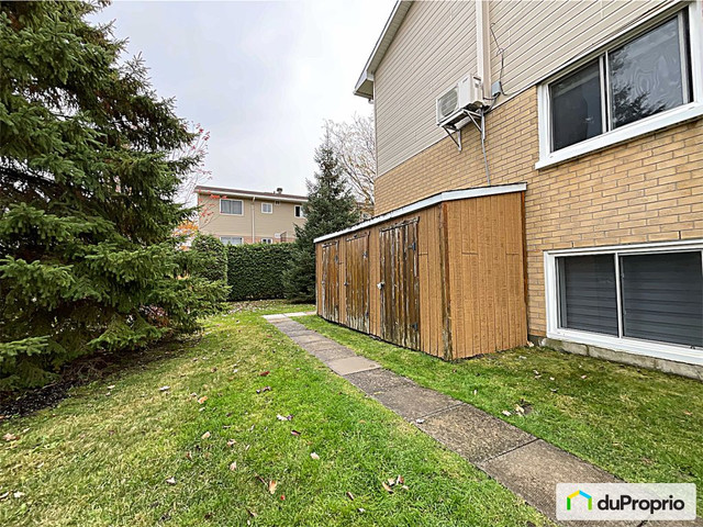 2 bedrooms 1 baths house For Sale By Owner in Ottawa Ontario