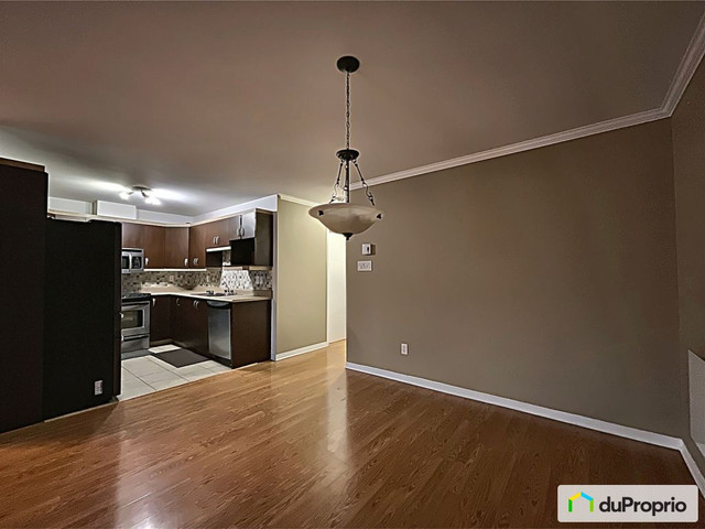2 bedrooms 1 baths Condo For Sale By Owner in Gatineau Quebec