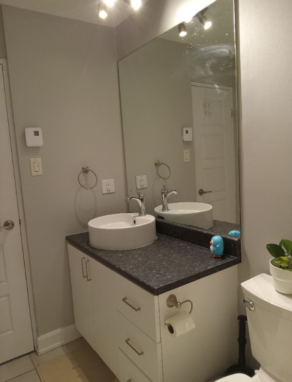 2 bedrooms 1 baths Condo For Sale By Owner in Gatineau Quebec