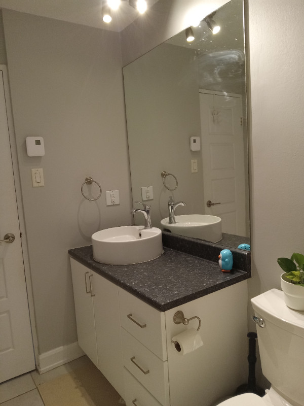 2 bedrooms 1 baths Condo For Sale By Owner in Gatineau Quebec