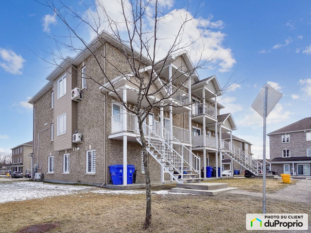 3 bedrooms 1 baths Condo For Sale By Owner in Gatineau Quebec