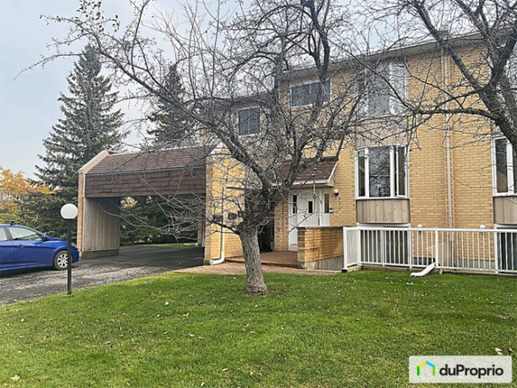 2 bedrooms 1 baths house For Sale By Owner in Ottawa Ontario