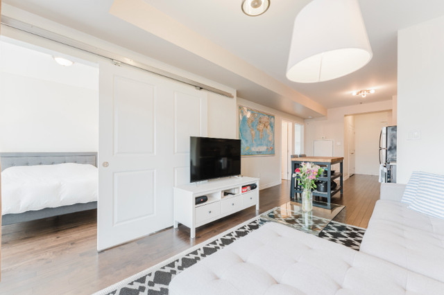 2 bedrooms 2 baths house For Sale By Owner in Ottawa Ontario