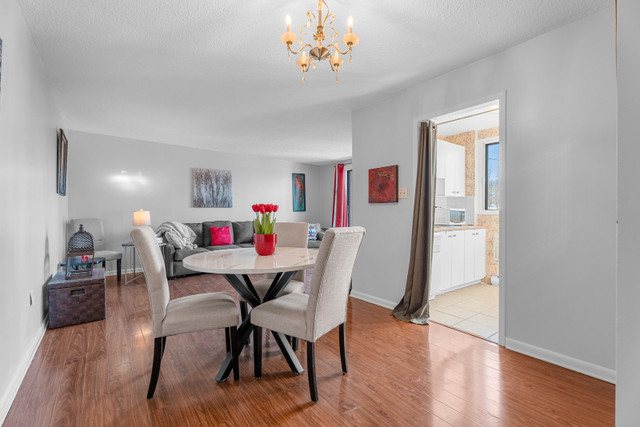2 bedrooms 1 baths house For Sale By Owner in Perth Ontario