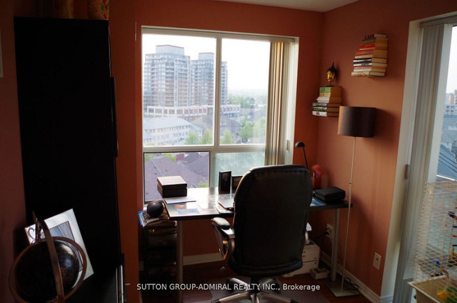 2 bedrooms 1 baths house For Sale By Owner in Vaughan Ontario