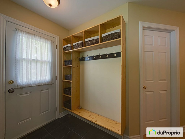 2 bedrooms 1.5 baths Condo For Sale By Owner in Gatineau Quebec
