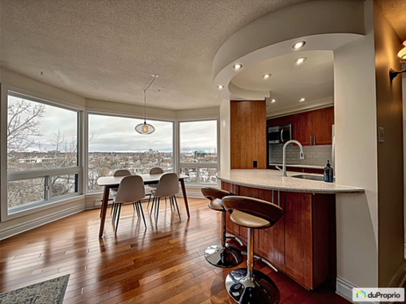 2 bedrooms 1 baths Townhouse For Sale By Owner in Gatineau Quebec