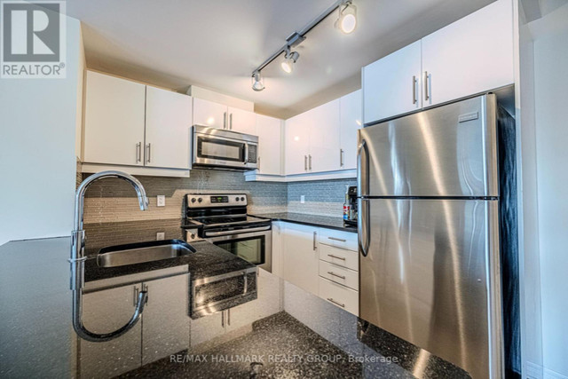 2 bedrooms 2 baths house For Sale By Owner in Ottawa Ontario
