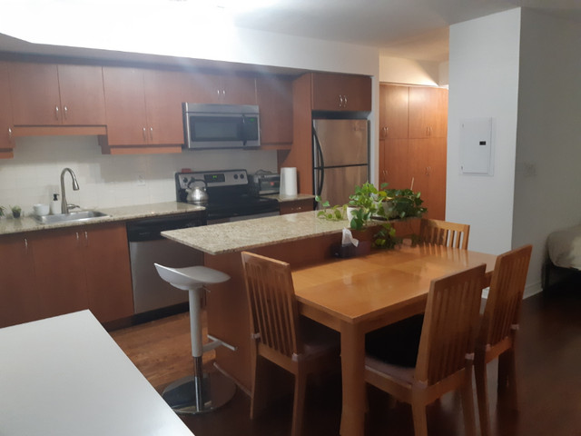 1 + Den bedrooms 2 baths house For Sale By Owner in Scarborough Ontario