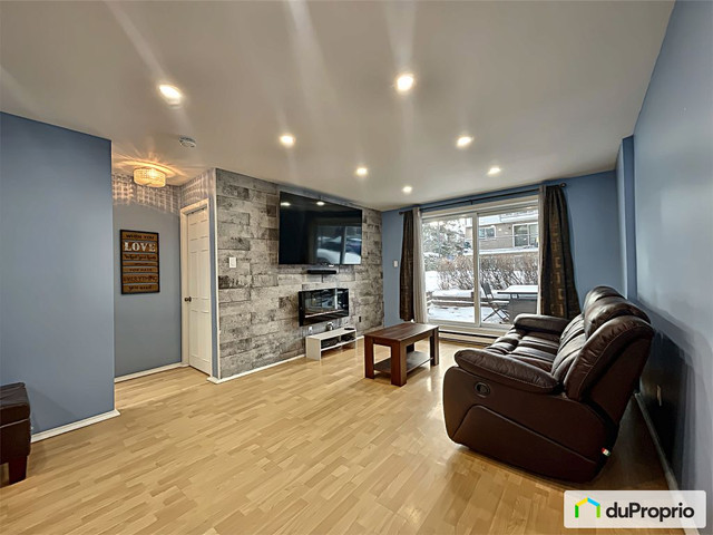 2 bedrooms 1 baths Condo For Sale By Owner in Gatineau Quebec