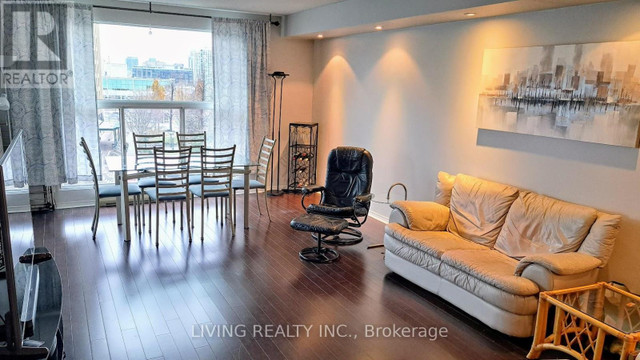 1 bedrooms 1 baths house For Sale By Owner in Toronto Ontario