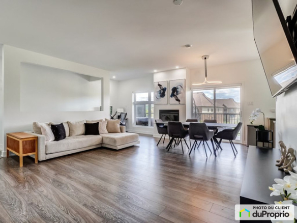 2 bedrooms 1 baths Condo For Sale By Owner in Gatineau Quebec