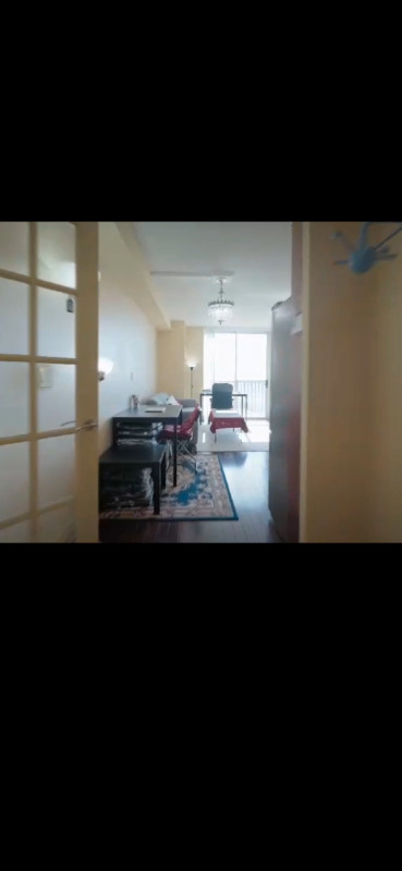 1 bedrooms 1 baths Studio For Sale By Owner in Toronto Ontario