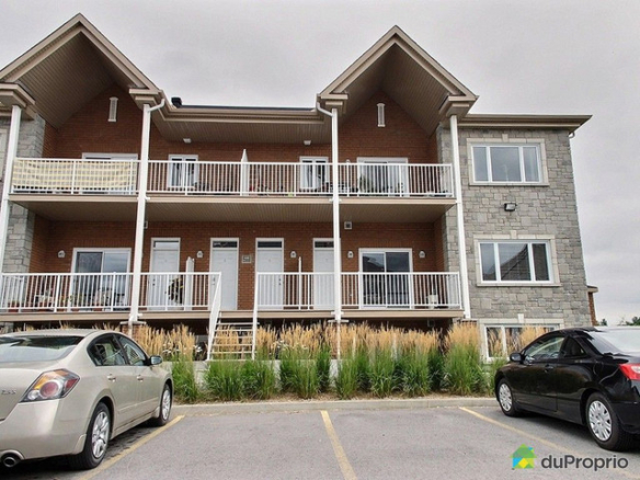 2 bedrooms 1 baths Condo For Sale By Owner in Gatineau Quebec