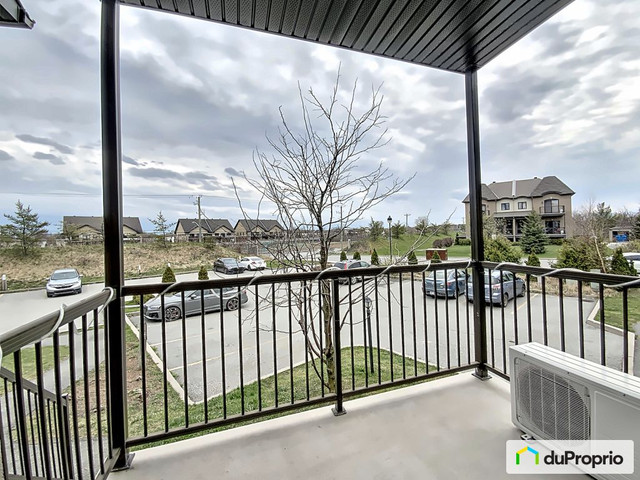 2 bedrooms 1 baths house For Sale By Owner in Ottawa Ontario
