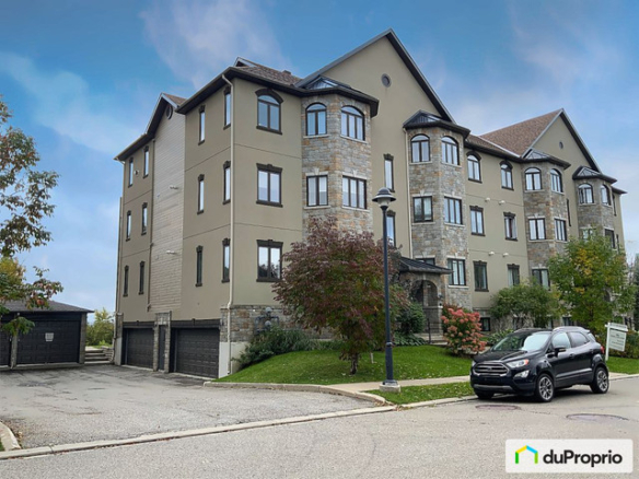 2 bedrooms 1.5 baths house For Sale By Owner in Ottawa Ontario