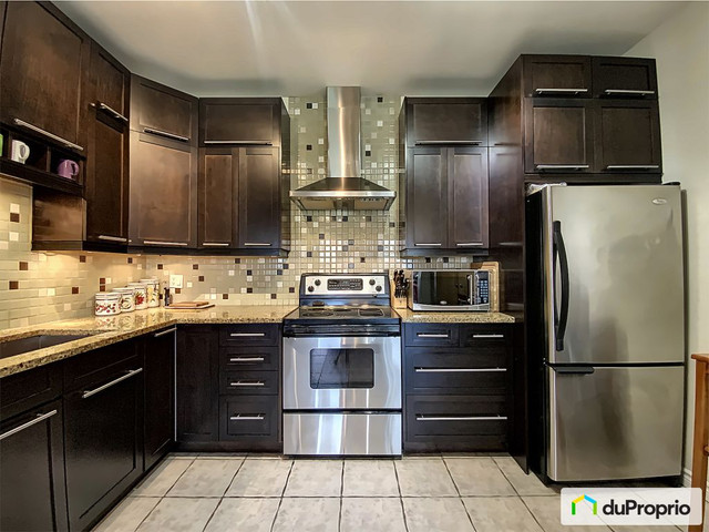 3 bedrooms 2 baths Condo For Sale By Owner in Gatineau Quebec