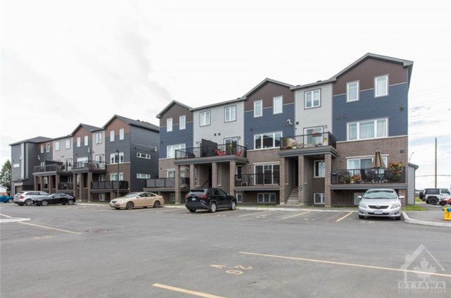 2 bedrooms 1.5 baths house For Sale By Owner in Ottawa Ontario