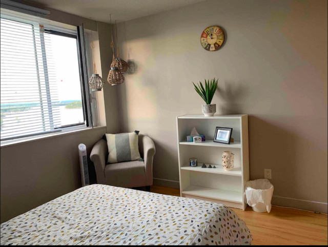 1 bedrooms 1 baths Condo For Sale By Owner in Gatineau Quebec