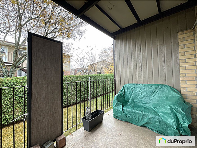 2 bedrooms 1 baths house For Sale By Owner in Ottawa Ontario