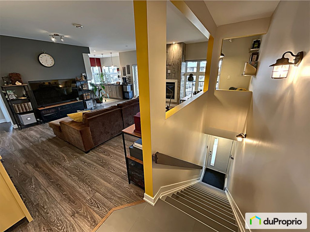 2 bedrooms 1 baths Condo For Sale By Owner in Gatineau Quebec