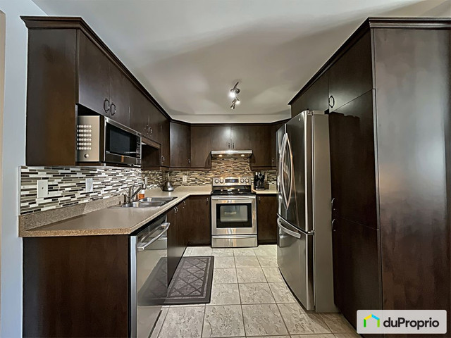 2 bedrooms 1.5 baths Condo For Sale By Owner in Gatineau Quebec
