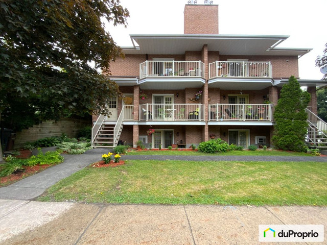 2 bedrooms 1 baths Condo For Sale By Owner in Gatineau Quebec