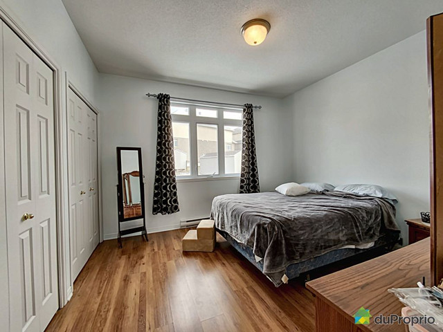 2 bedrooms 1 baths Condo For Sale By Owner in Gatineau Quebec
