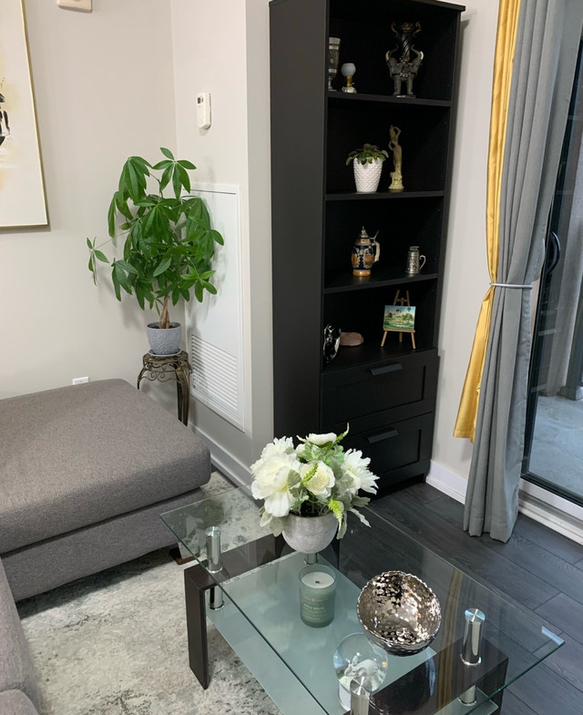 2 bedrooms 2 baths house For Sale By Owner in Oakville Ontario