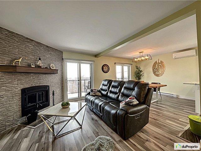 2 + Den bedrooms 1 baths Condo For Sale By Owner in Gatineau Quebec