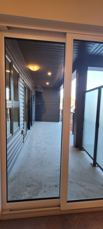 2 bedrooms 2 baths house For Sale By Owner in Kitchener Ontario