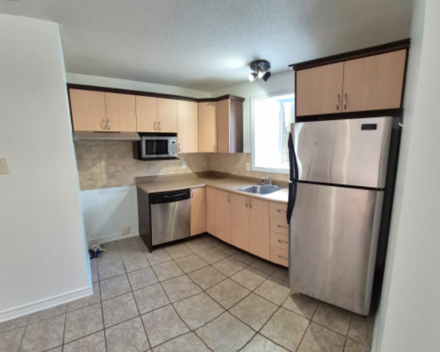 1 bedrooms 1 baths house For Sale By Owner in Ottawa Ontario