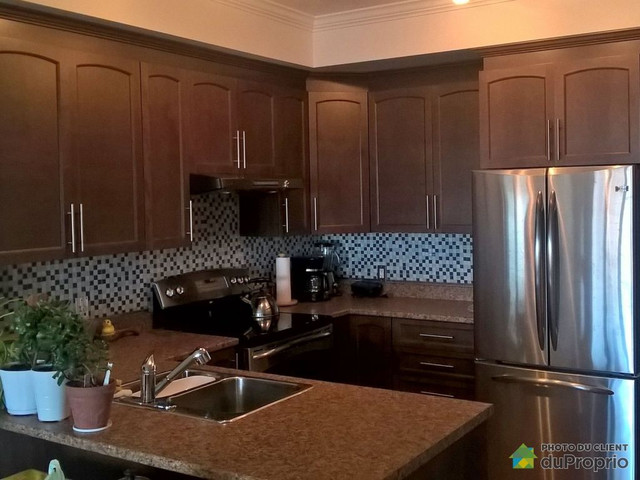 1 bedrooms 1 baths Condo For Sale By Owner in Gatineau Quebec