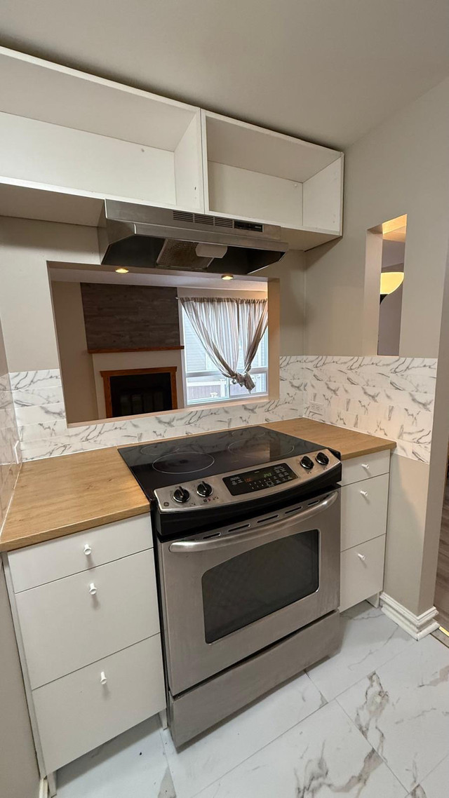 2 bedrooms 1.5 baths house For Sale By Owner in Ottawa Ontario