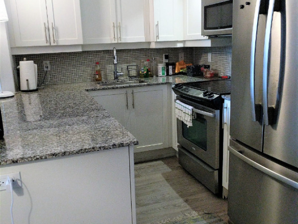1 bedrooms 1 baths house For Sale By Owner in Toronto Ontario
