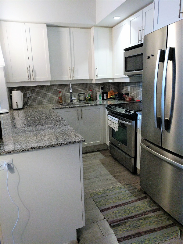 1 bedrooms 1 baths house For Sale By Owner in Toronto Ontario